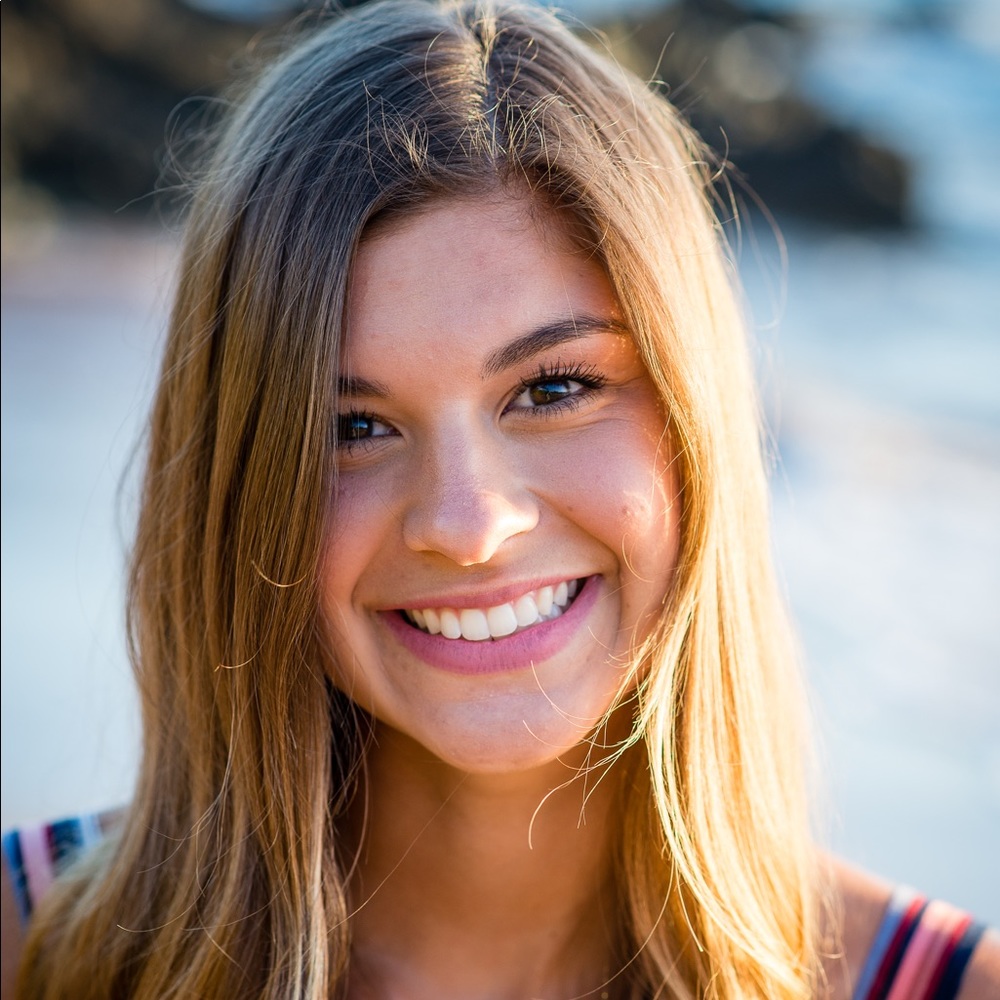 Meet your Posher, Carly